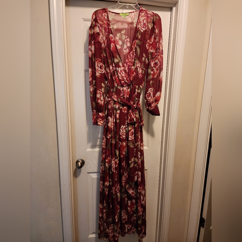 Xtaren, Sz 1x, Burgundy Floral maxi dress